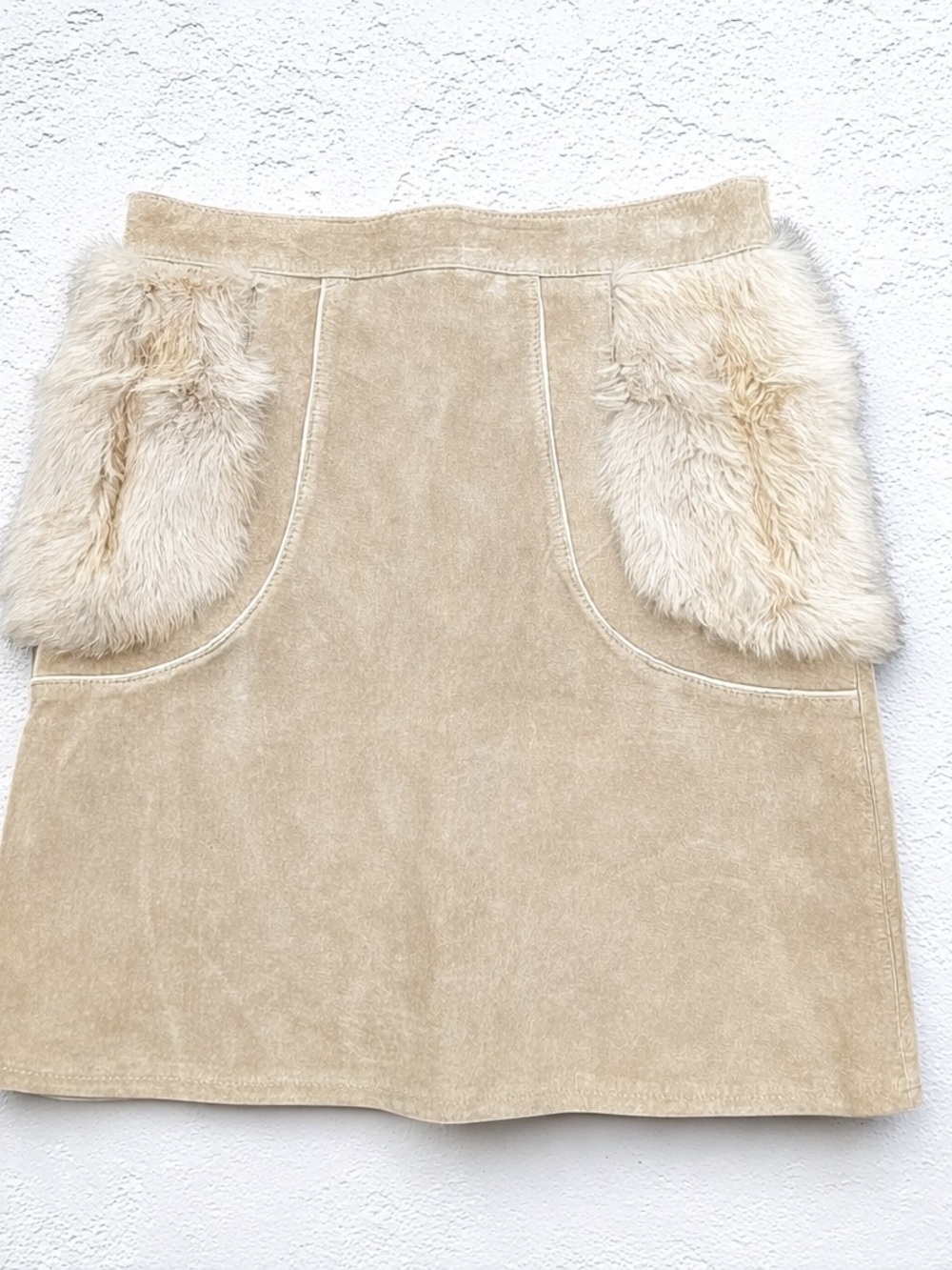 Vintage suede mini skirt w real fur pockets cream winter coquette M
